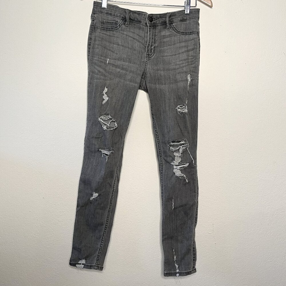 Hollister Distressed Demin 9s W29 L28 low rise super skinny Jeans